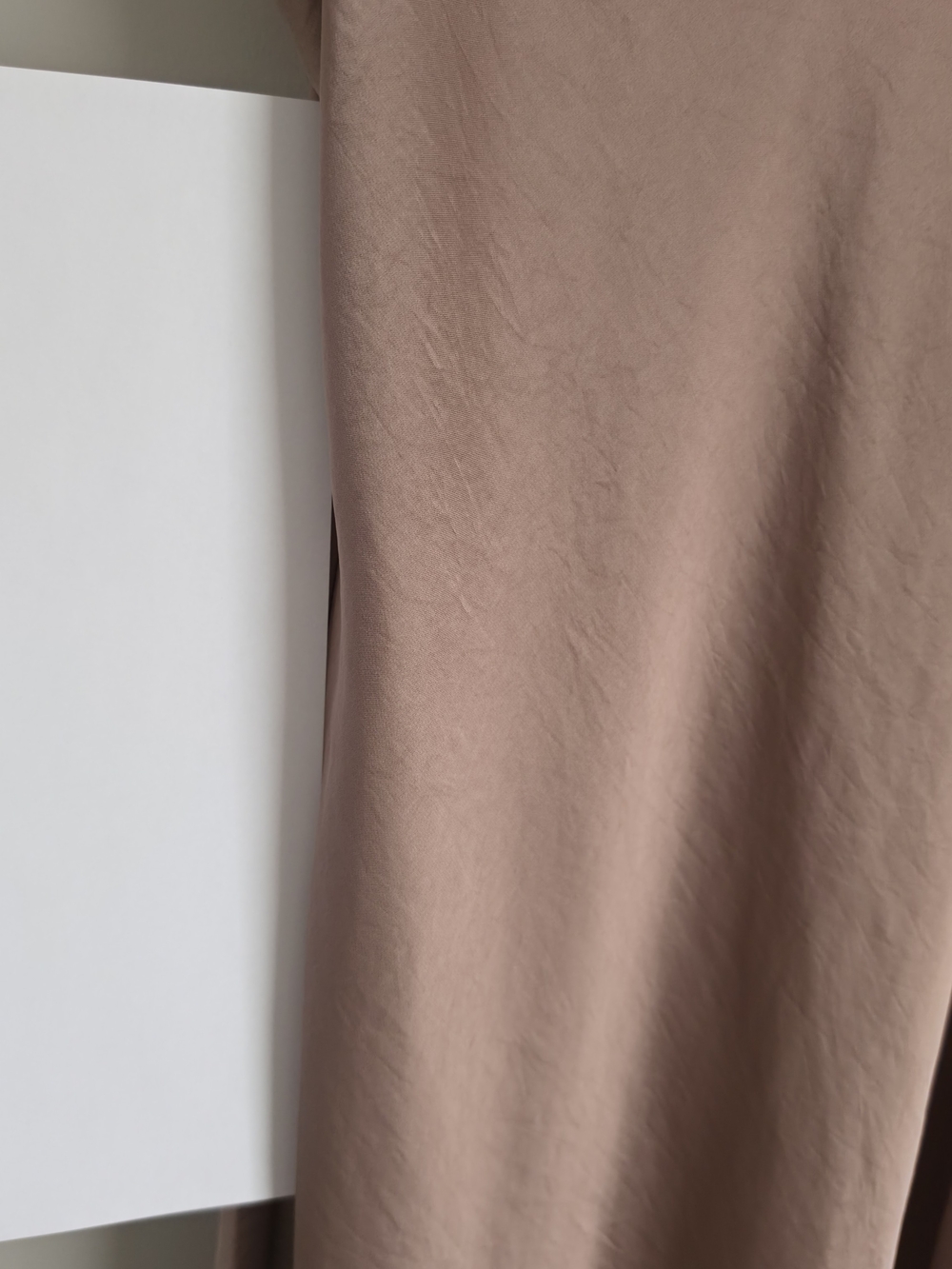 Wilfred Dusty Rose Slip Midi Dress with Cream Lace Trim - Picture 2 of 3